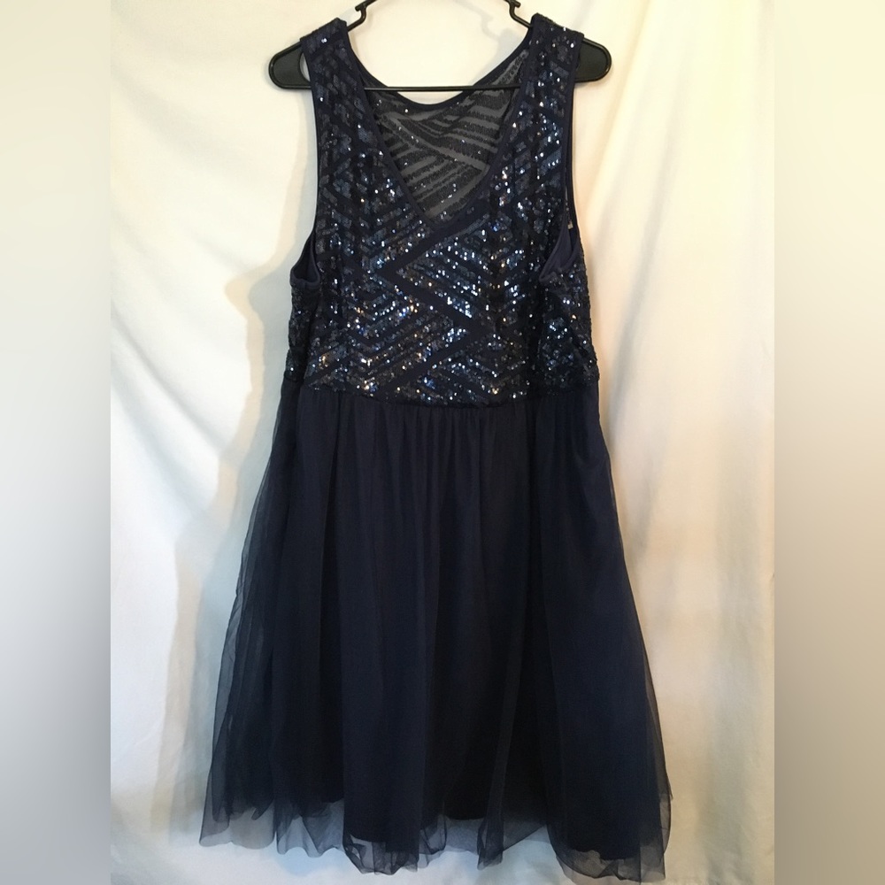 Beautiful Torrid Navy blue dress!! Only been worn once!